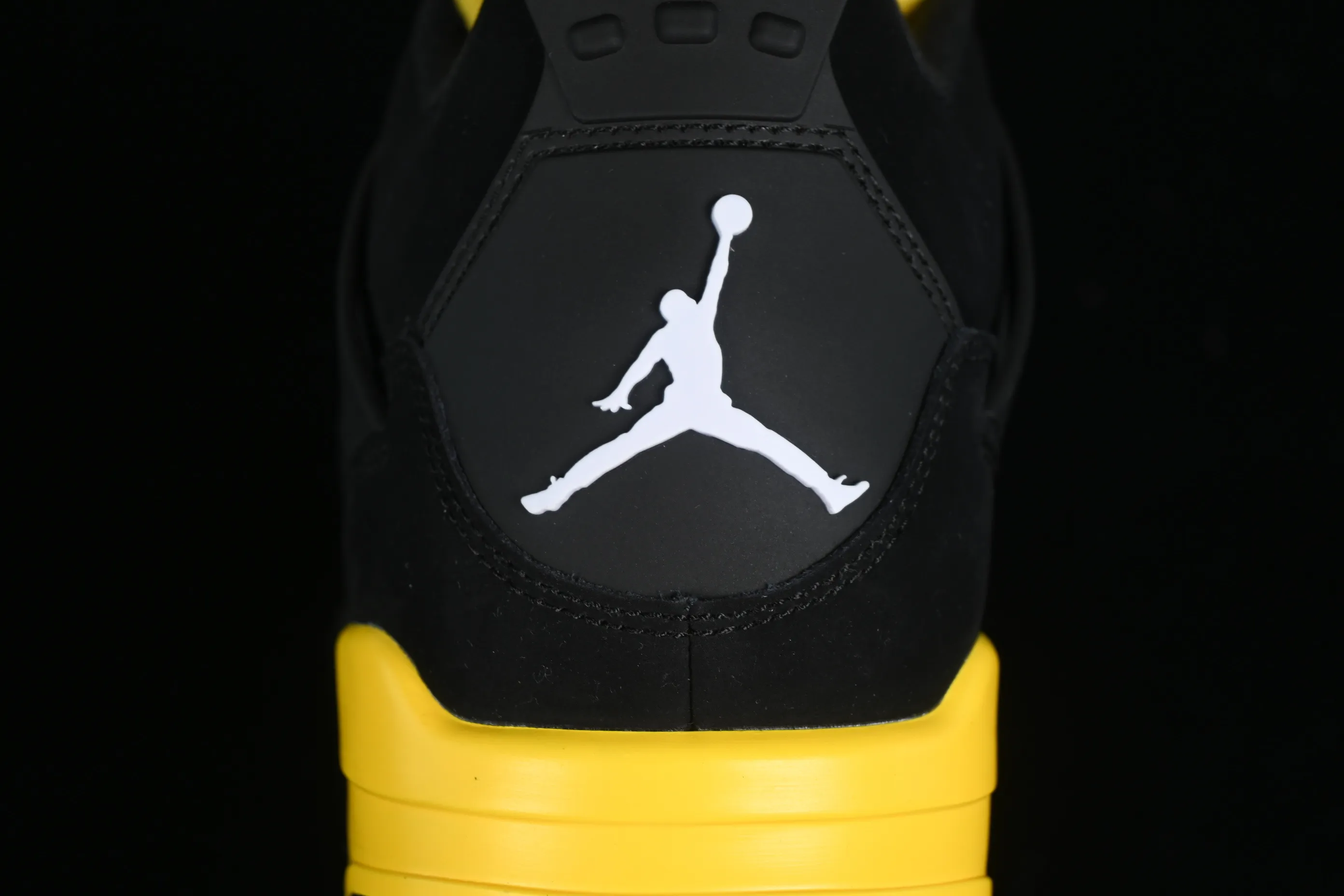 All categories Air Jordan Jordan series basketball shoes Air Jordan 4 foreign trade version Air Jordan 4 "Thunder" AJ4 Joe 4 Thunder replica basketball shoes DH6927-017
